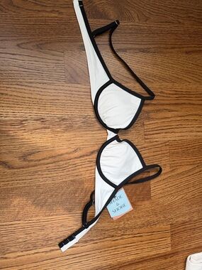 Shade & Shore White Bikini Top with Black Trim Accents